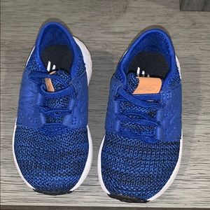 BRAND NEW NEW BALANCE TODDLER SNEAKERS
